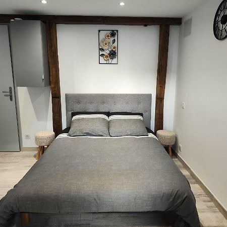 Le Domaine Des Reverets Trezelles Ngoại thất bức ảnh